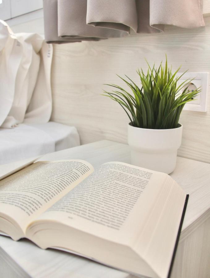 Cozy Flat At Regina Apartments 알리카나스 외부 사진